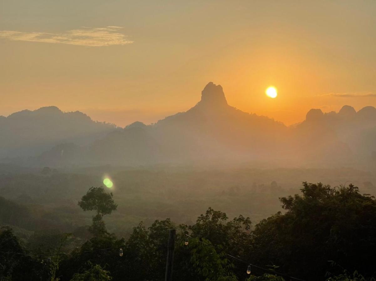 Por Sampao Camp&Resort Ban Pha Saeng Lang Ngoại thất bức ảnh
