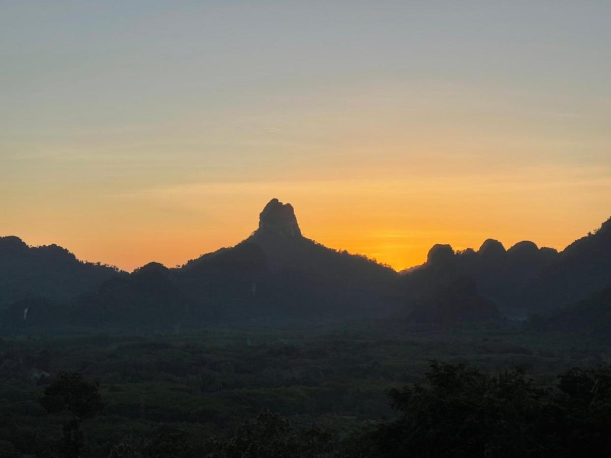 Por Sampao Camp&Resort Ban Pha Saeng Lang Ngoại thất bức ảnh